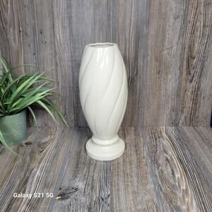 Vintage Vase 201 USA Pottery Off White MCM